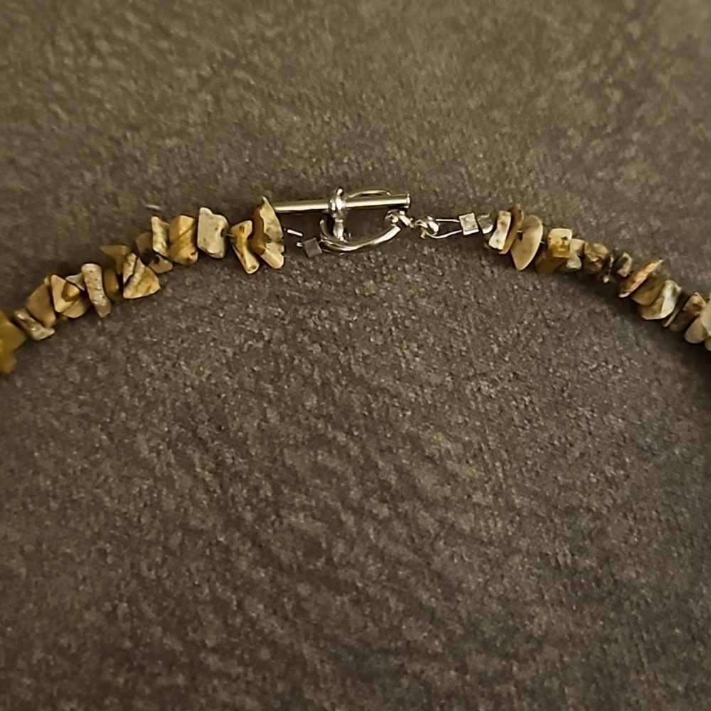 HANDMADE Brown Jasper Chip Beaded Toggle Necklace - Picture 6 of 7